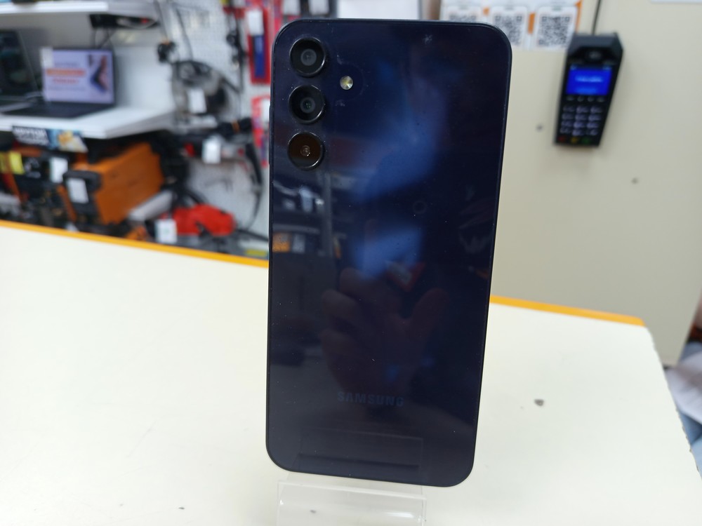 Смартфон Samsung Galaxy A15 4/128