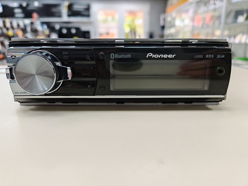 Автомагнитола Pioneer DEH-8400BT