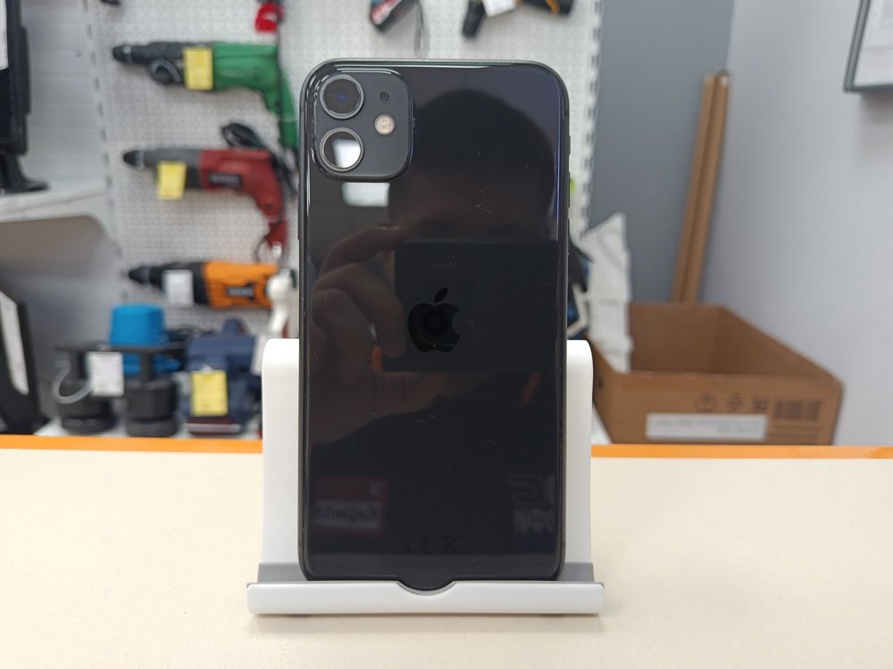 Смартфон Apple iPhone 11 128Gb