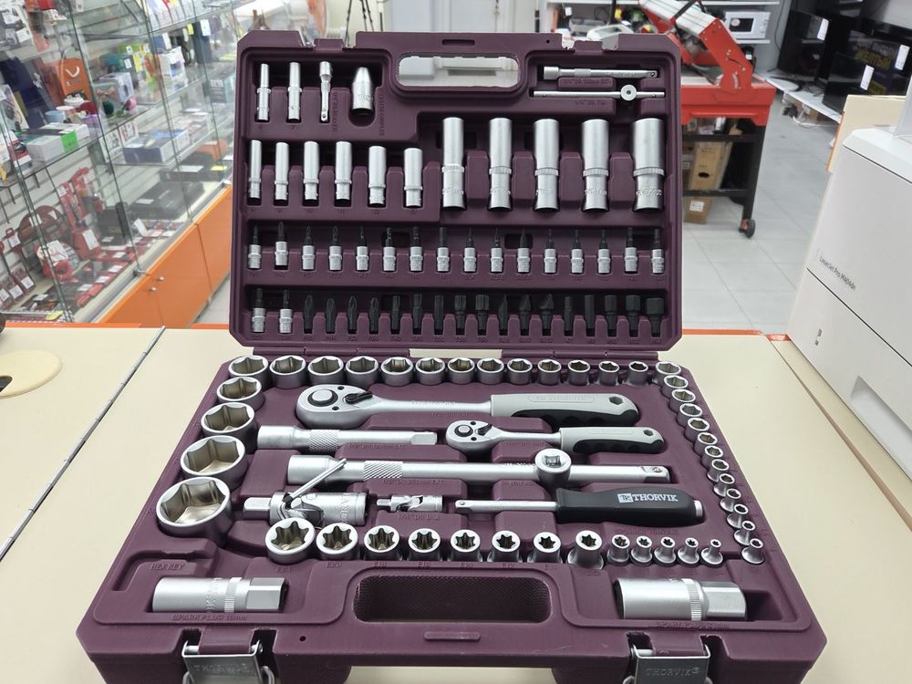 Набор инструментов Thorvik TS108 универсальный 1/4, 1/2 DR