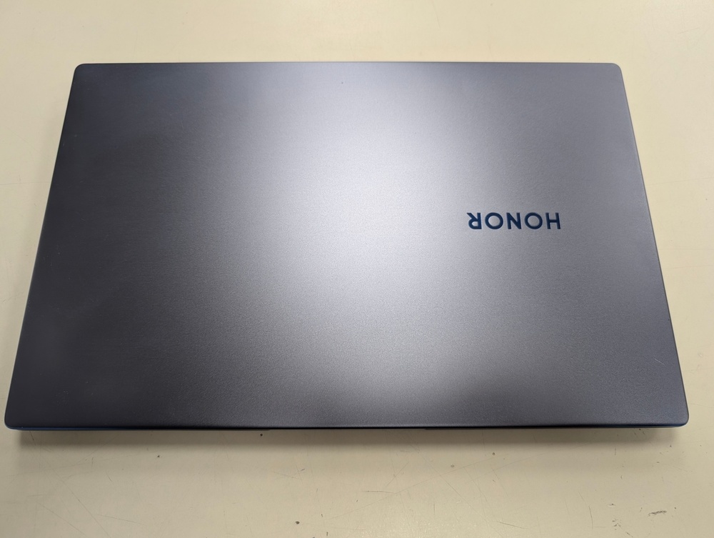 Ноутбук Honor; Ryzen 5-5500U, AMD Radeon (TM) Graphics, 8 Гб, 480 Гб, Нет