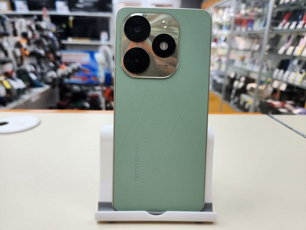 Смартфон Tecno Spark 20C 4/128
