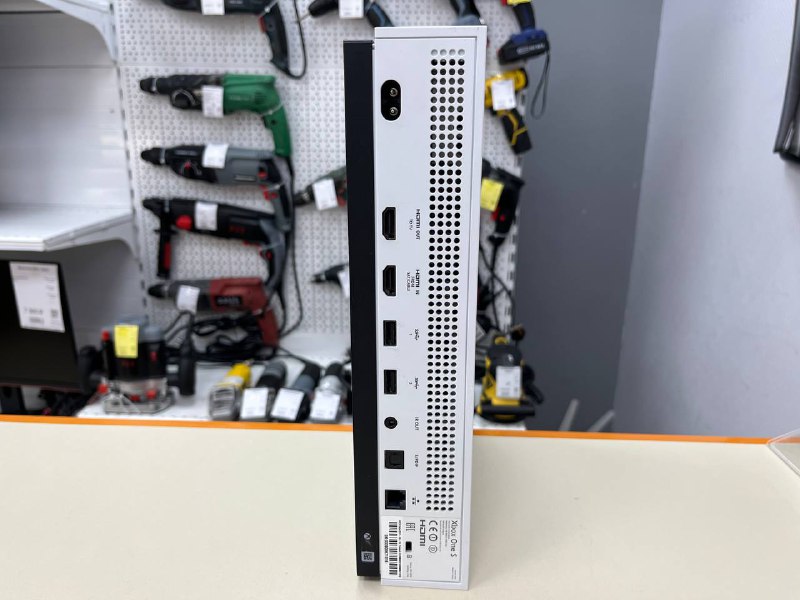 Игровая приставка Xbox One S 500Gb