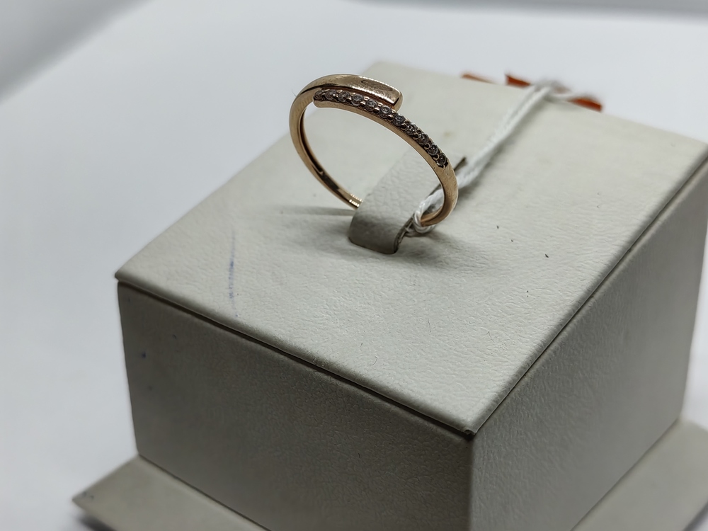 КОЛКМИ585 КОЛЬЦО С КАМНЯМИ (Au 585)