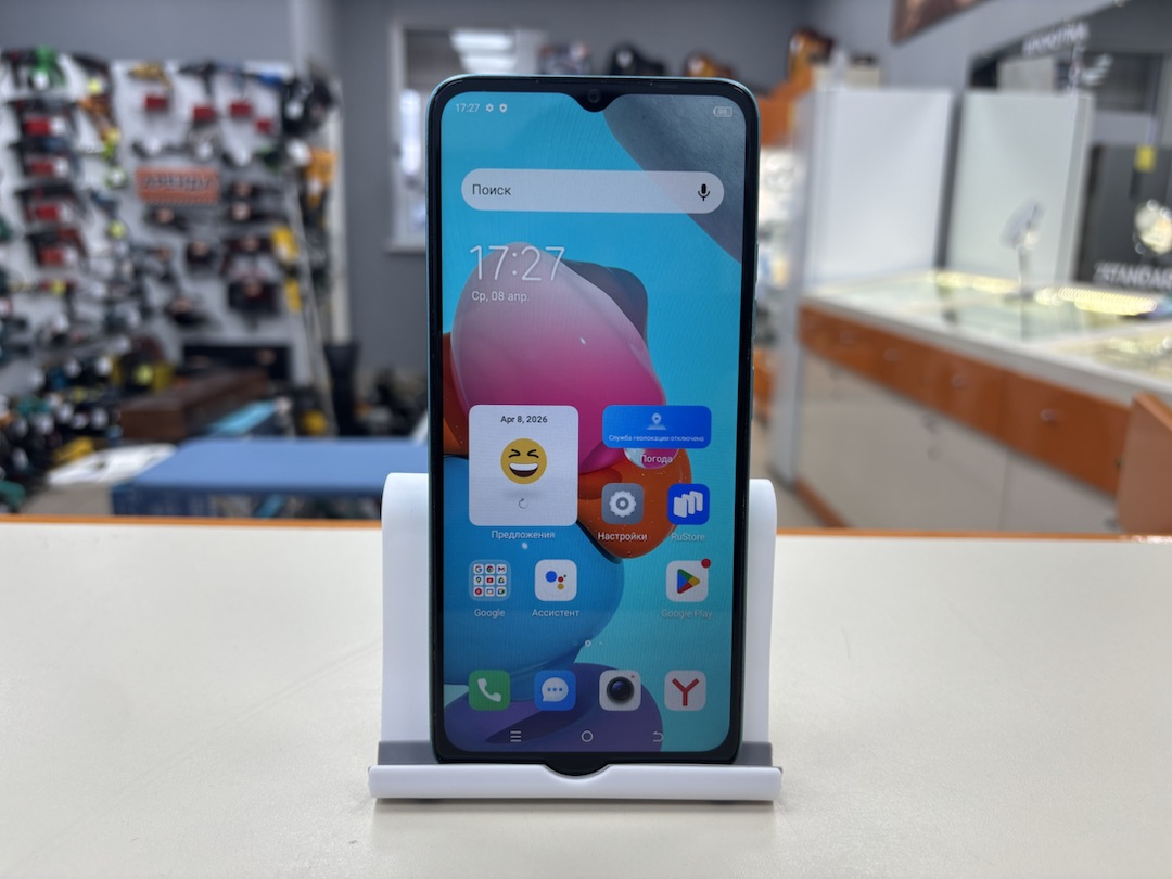 Смартфон Tecno Spark Go 2023 4/64