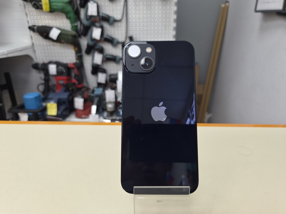 Смартфон Apple iPhone 13 128Gb