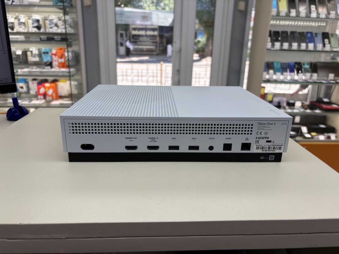 Игровая приставка Xbox One S 500Gb