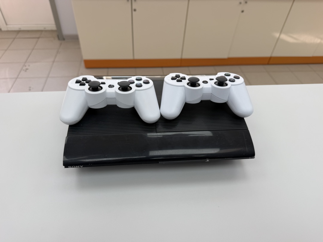 Игровая приставка PlayStation 3 Super Slim 500GB