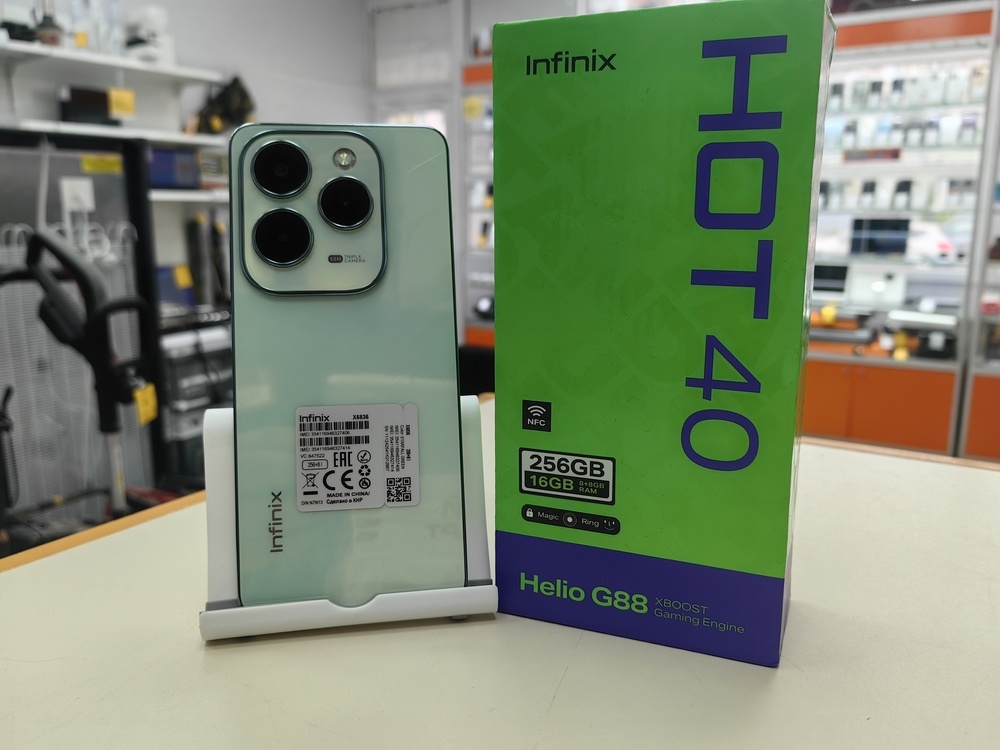 Смартфон Infinix HOT 40 8/256