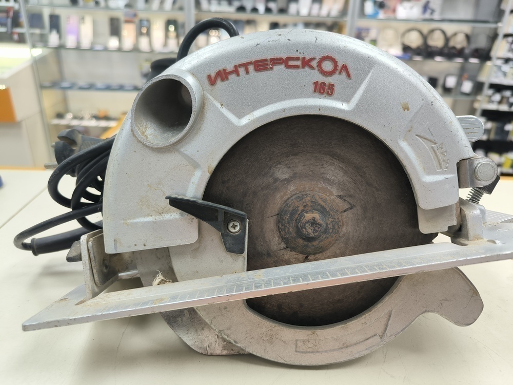 Дисковая пила Интерскол ДП-165/1200