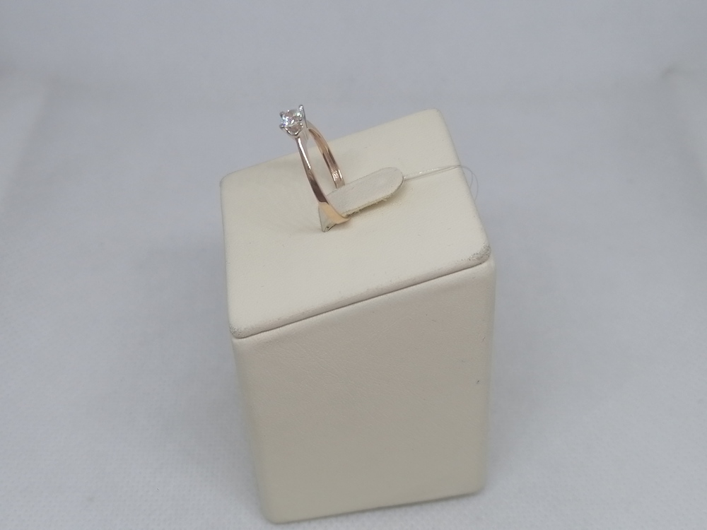 КОЛЬЦО С КАМНЕМ (Au 585)