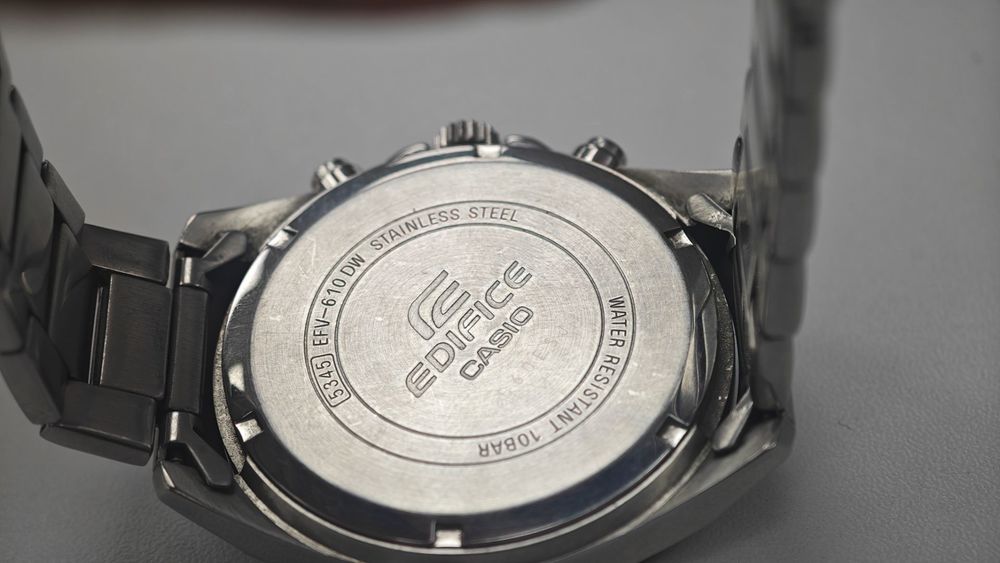 Часы наручные Casio EFV-610DW