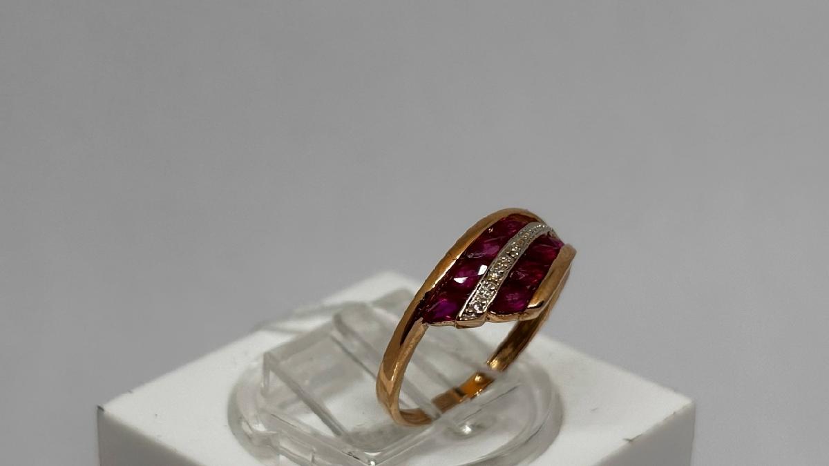 КОЛКМИ585 КОЛЬЦО С КАМНЯМИ (Au 585)