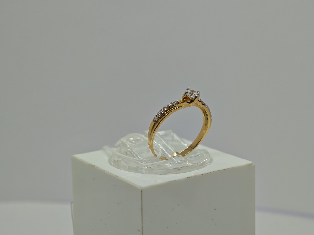 КОЛКМИ585 КОЛЬЦО С КАМНЯМИ (Au 585)