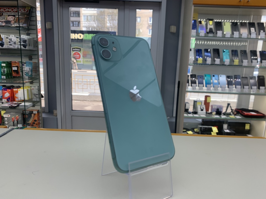 Смартфон Apple iPhone 11 64Gb
