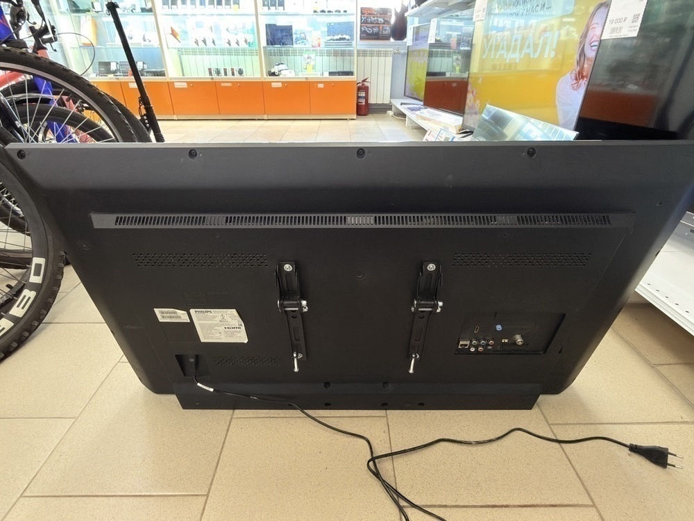 LED Телевизор Philips 40PFT4509/60