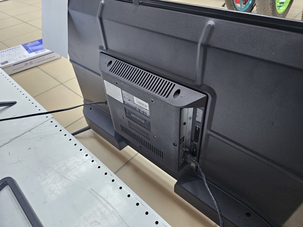 LED Телевизор BQ 32F34B