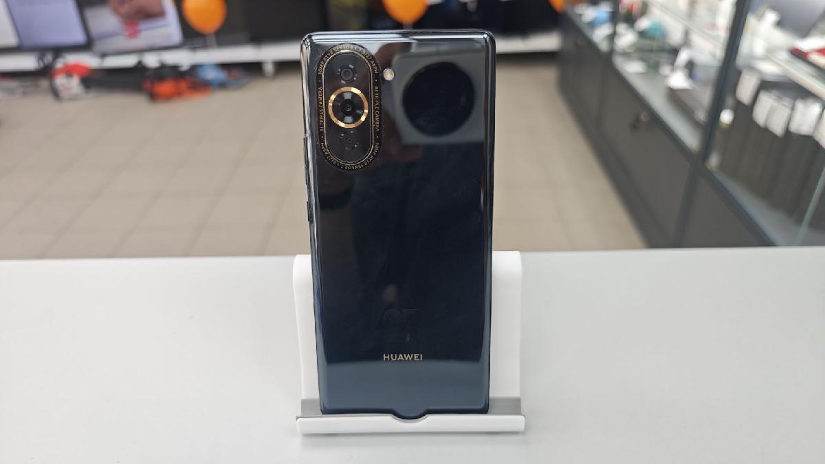 Смартфон Huawei Nova 10 8/128