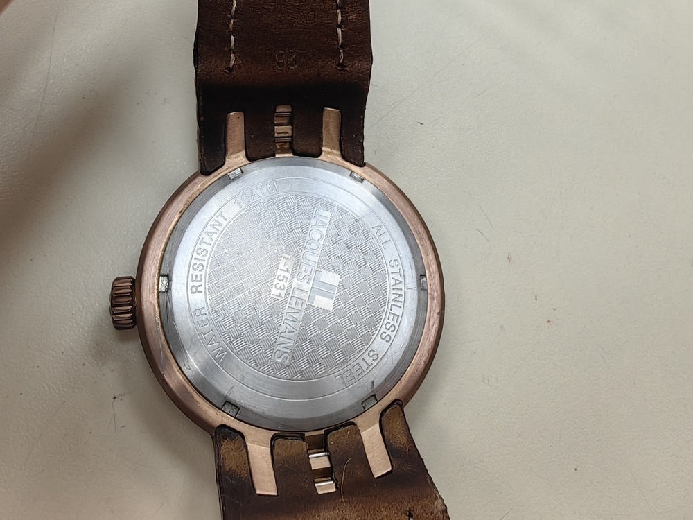 Часы наручные JACQUES LEMANS 1-1531