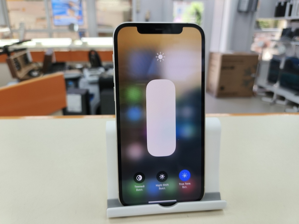Смартфон Apple iPhone 12 64Gb
