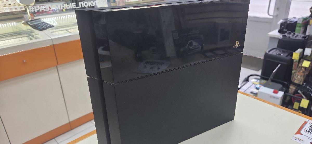 Игровая приставка PlayStation 4 FAT 1Tb