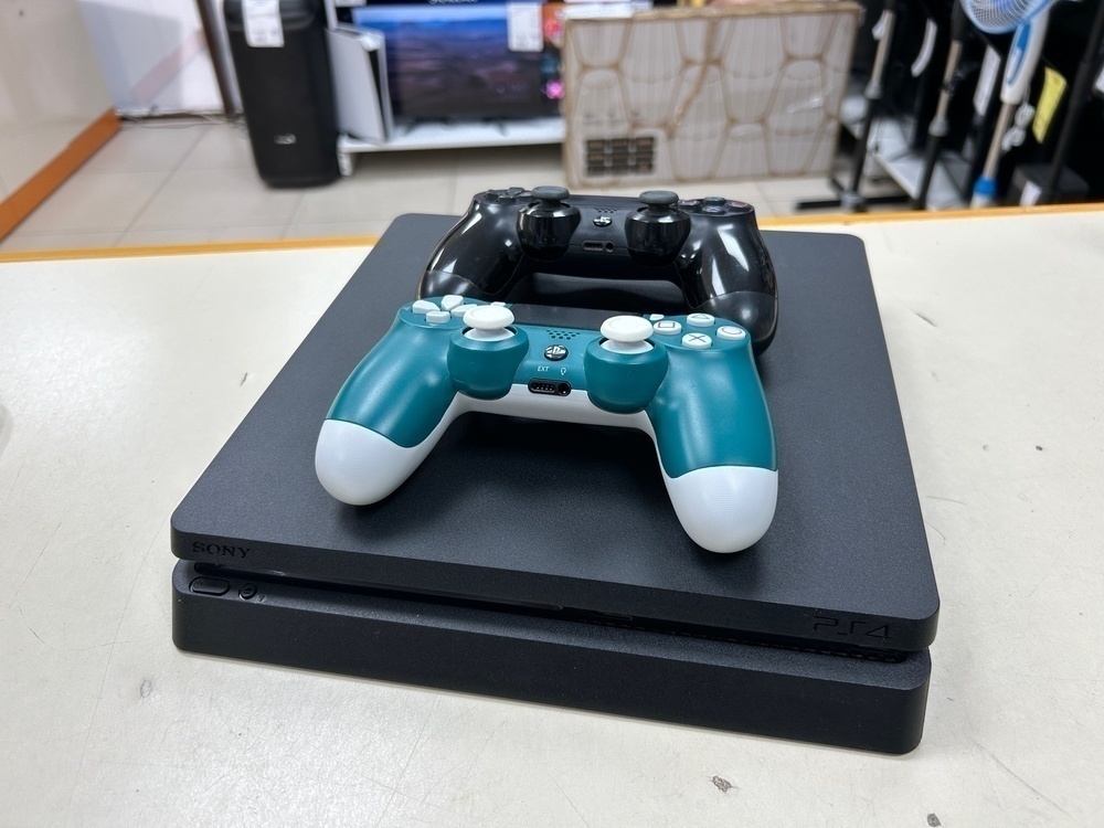 Игровая приставка PlayStation 4 Slim 500GB