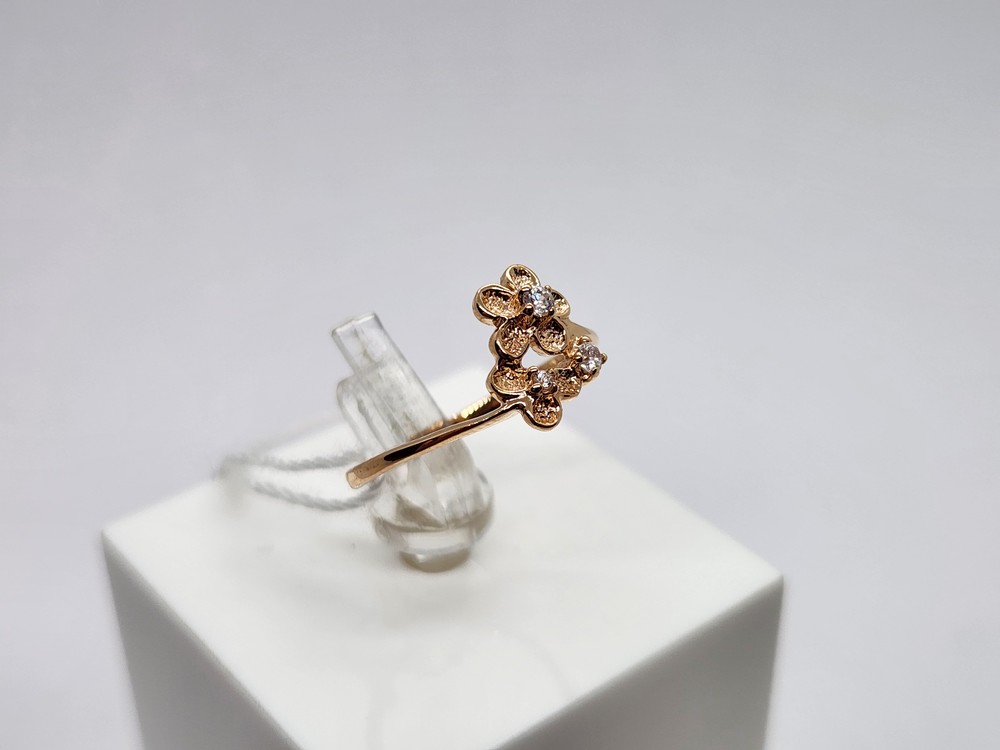 КОЛЬЦО С КАМНЯМИ (Au 585)