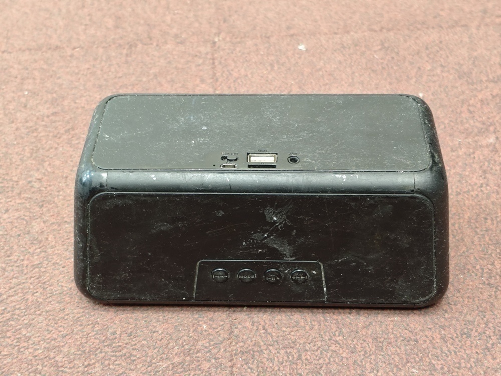 Портативная акустика DEXP P220