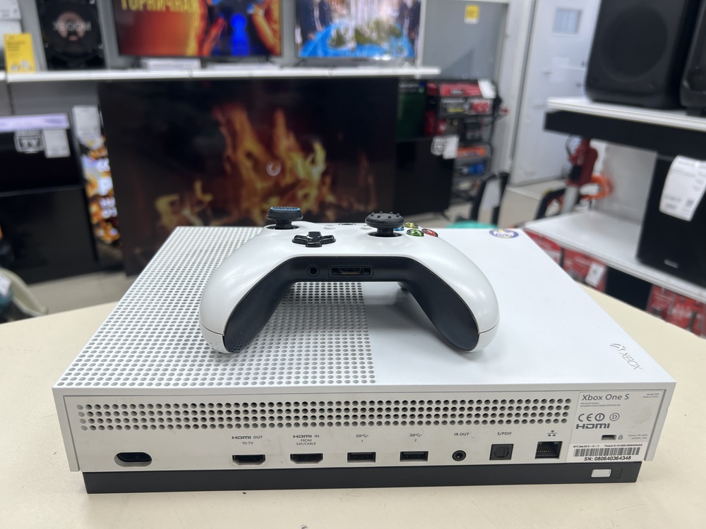 Игровая приставка Xbox One S 500Gb