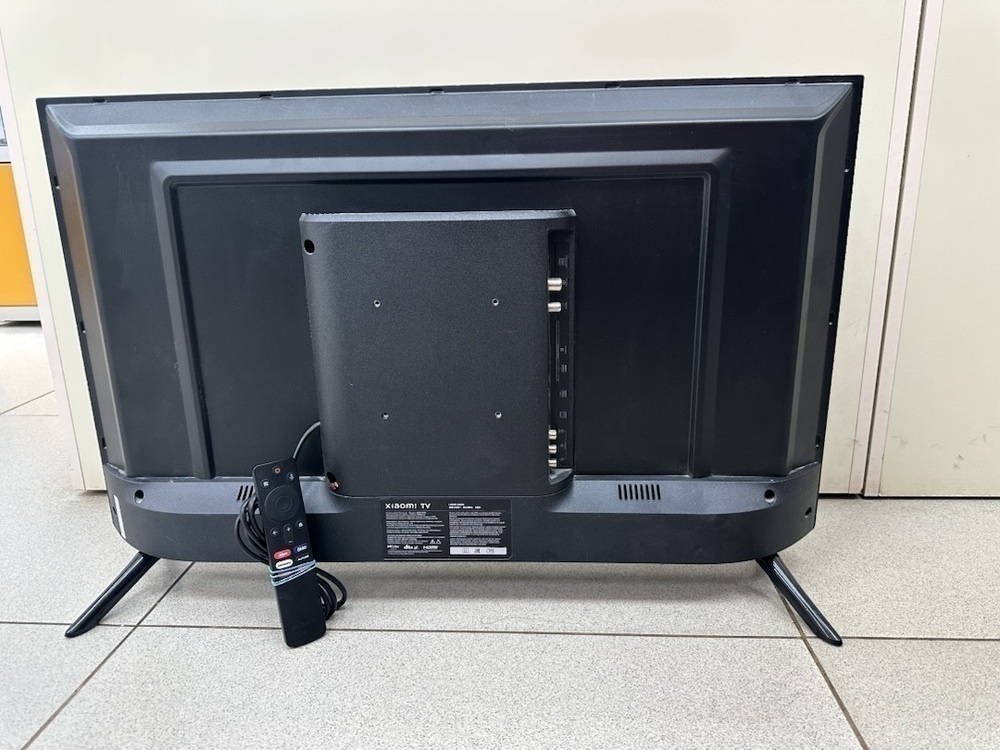 LED Телевизор Xiaomi l32m7-earu