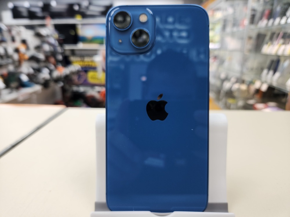 Смартфон Apple iPhone 13 128Gb