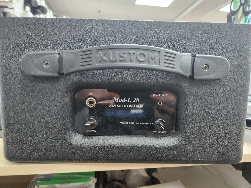 Комбоусилитель для гитар KUSTOM Mod-l20