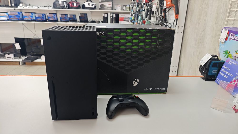 Игровая приставка Xbox Series X 1Tb