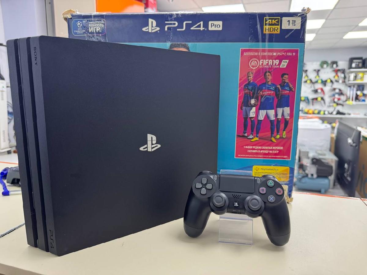 Игровая приставка PlayStation 4 Pro 1Tb