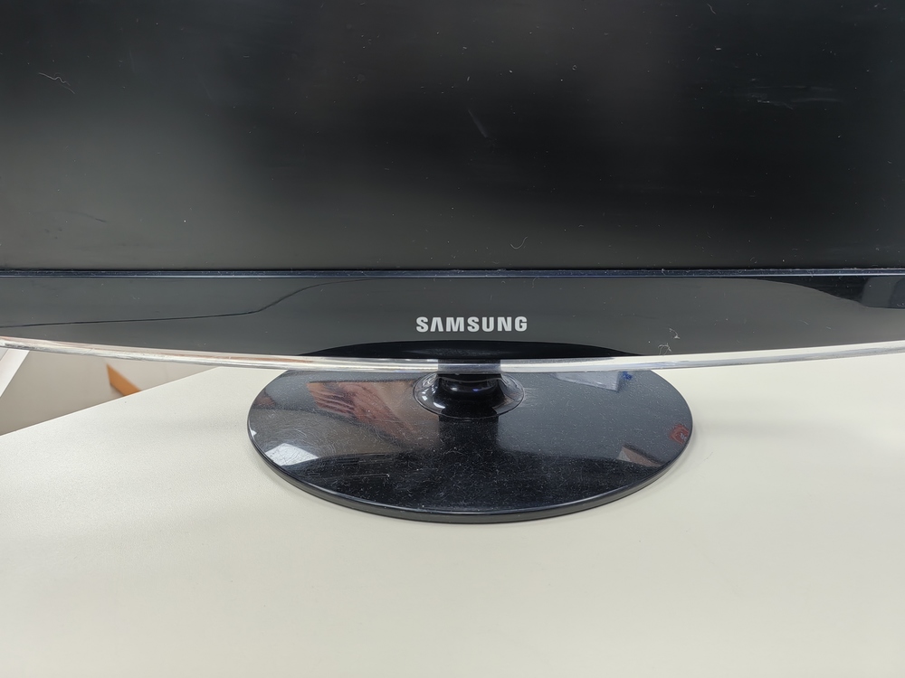 Монитор Samsung 2033SW