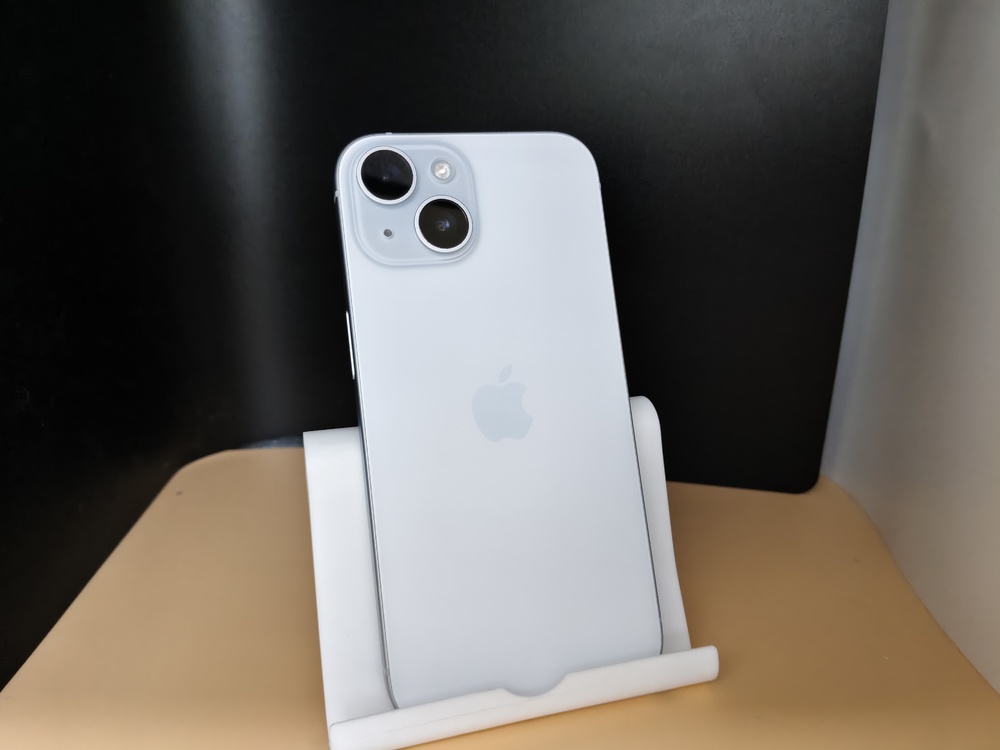 Смартфон Apple Iphone 15 128Gb