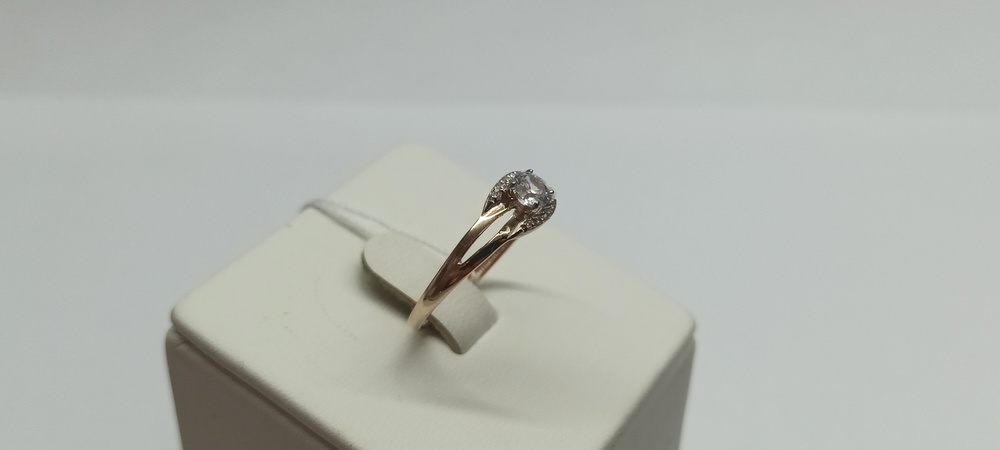 КОЛЬЦО С КАМНЯМИ (Au 585)