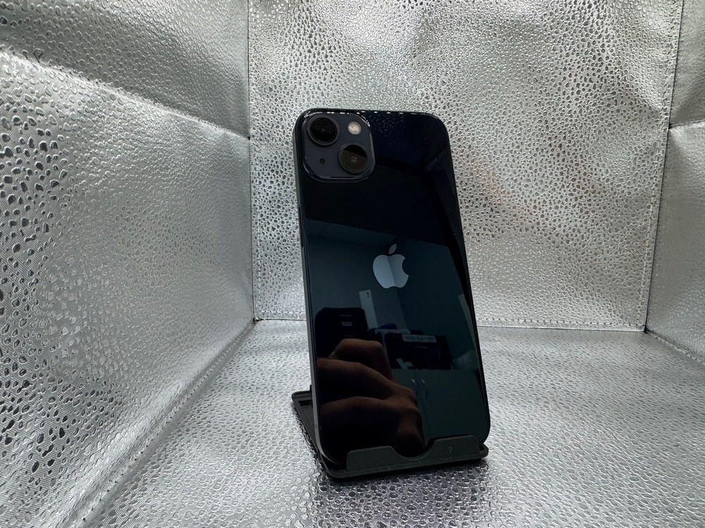 Смартфон Apple iPhone 13 128Gb