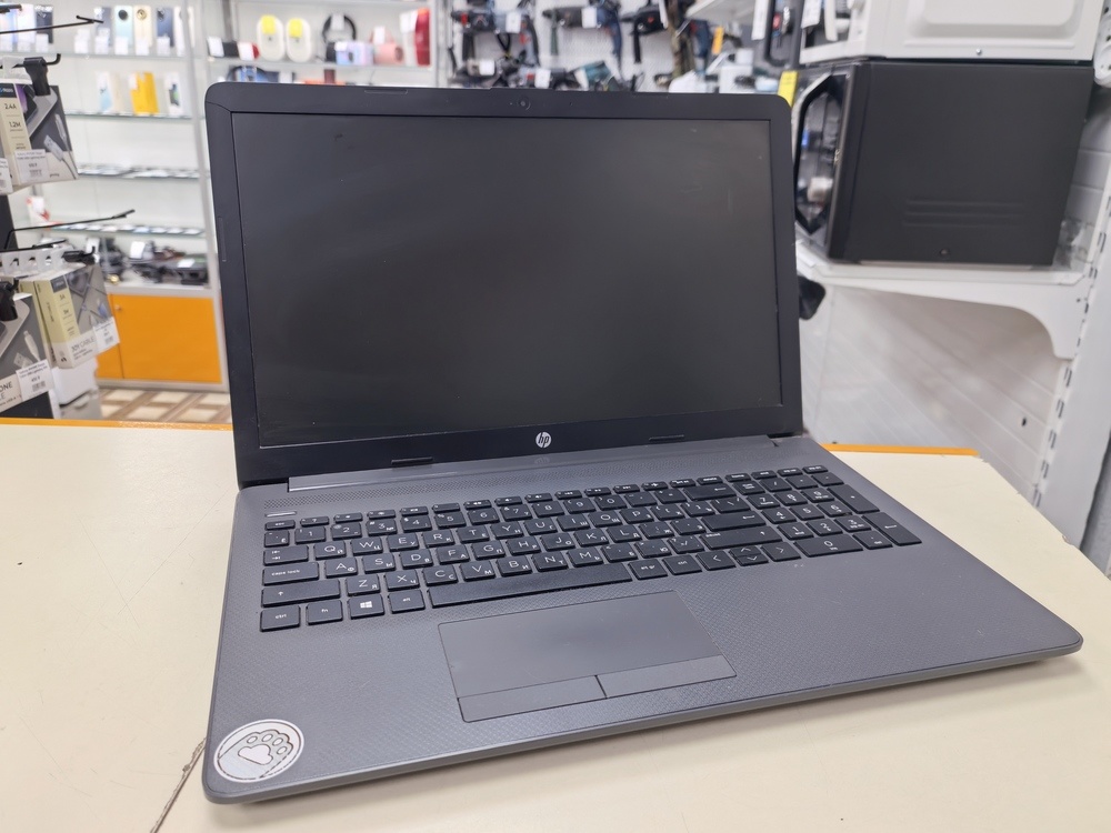 Ноутбук HP; Celeron N4020, Intel UHD Graphics, 4 Гб, Нет, 1 Tb