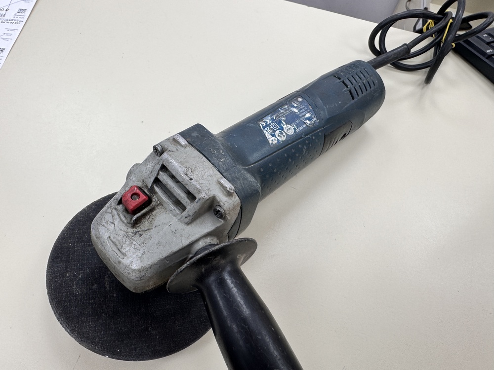 Угловая шлифмашина Bosch GWS 7-125