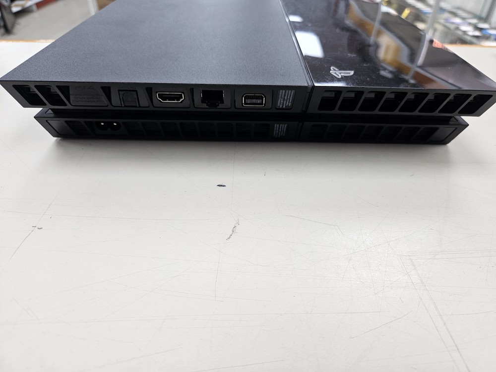 Игровая приставка PlayStation 4 FAT 500GB