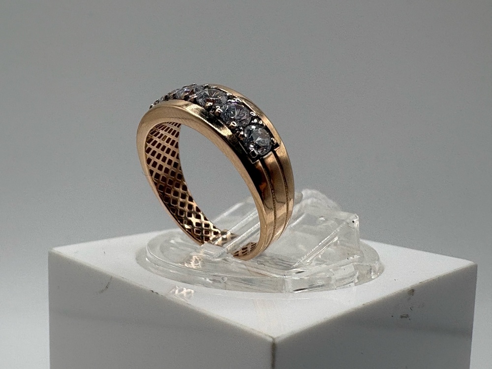 КОЛКМИ585 КОЛЬЦО С КАМНЯМИ (Au 585)
