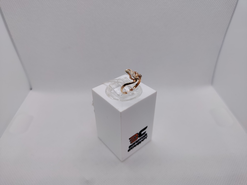 КОЛЬЦО С КАМНЯМИ (Au 585)