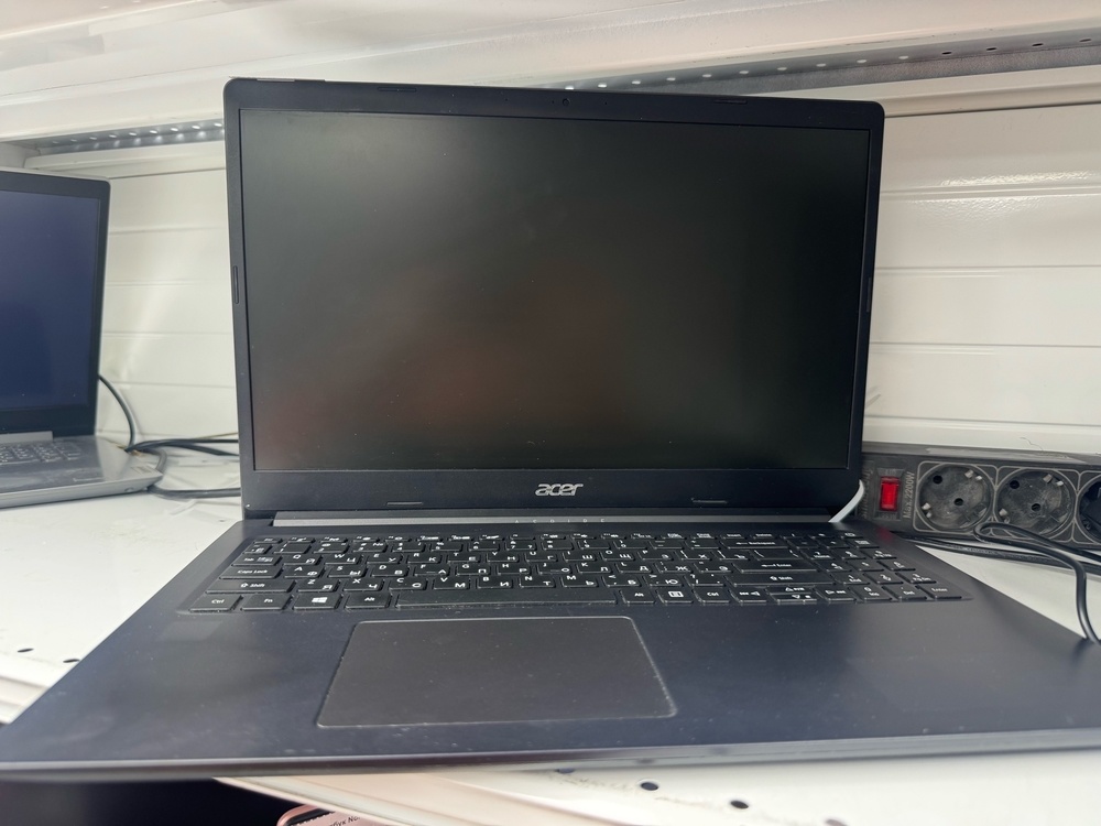 Ноутбук Acer; Pentium Silver J5005, Radeon R3 series, 8 Гб, 240 Гб, 1 Tb