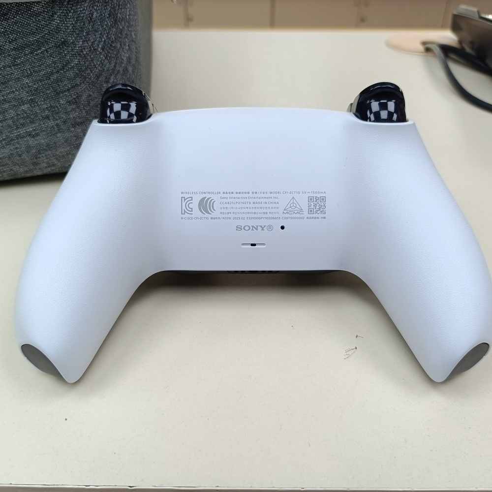 Игровая приставка PlayStation 5 825Gb (С дисководом)