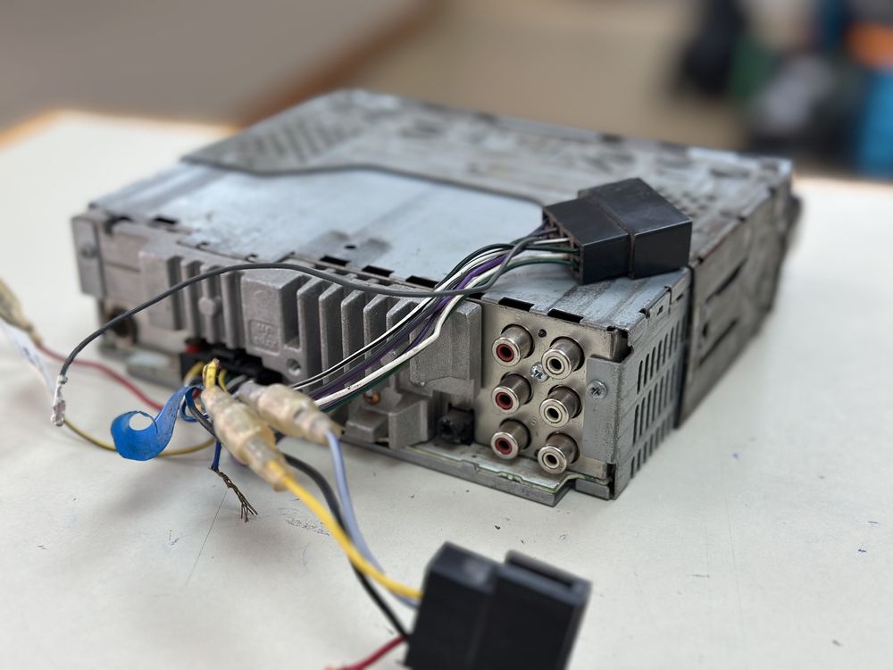 Автомагнитола Pioneer DEH-9300SD