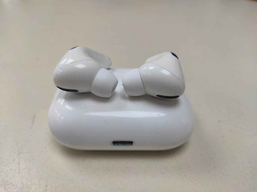 Наушники беспроводные Apple AirPods Pro