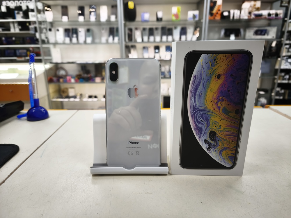 Смартфон Apple iPhone Xs 64Gb