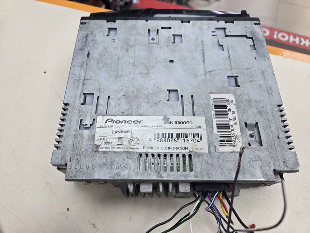 Автомагнитола Pioneer DEH-8300SD