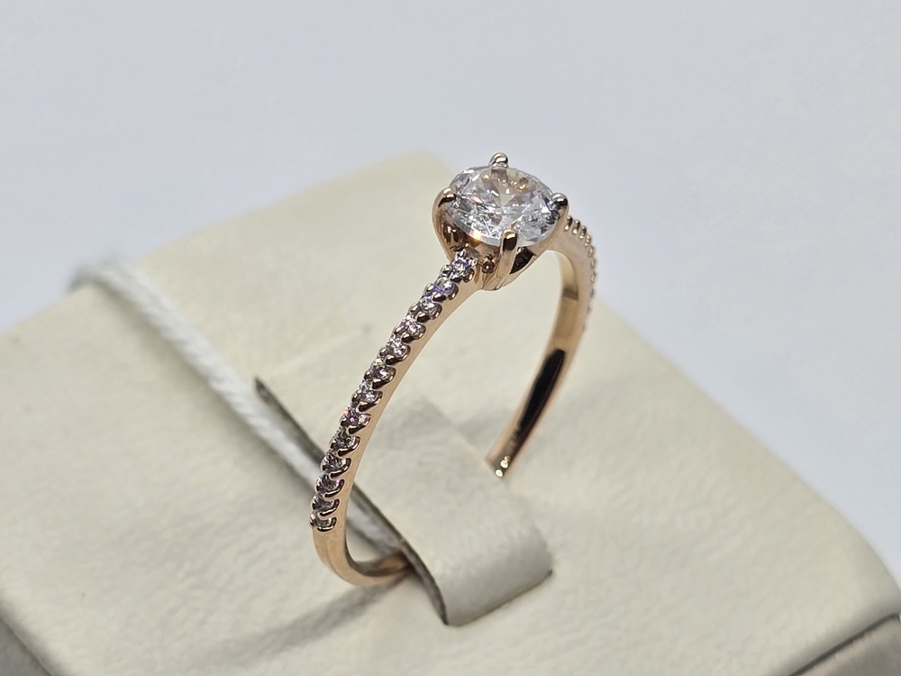 КОЛКМИ585 КОЛЬЦО С КАМНЯМИ (Au 585)